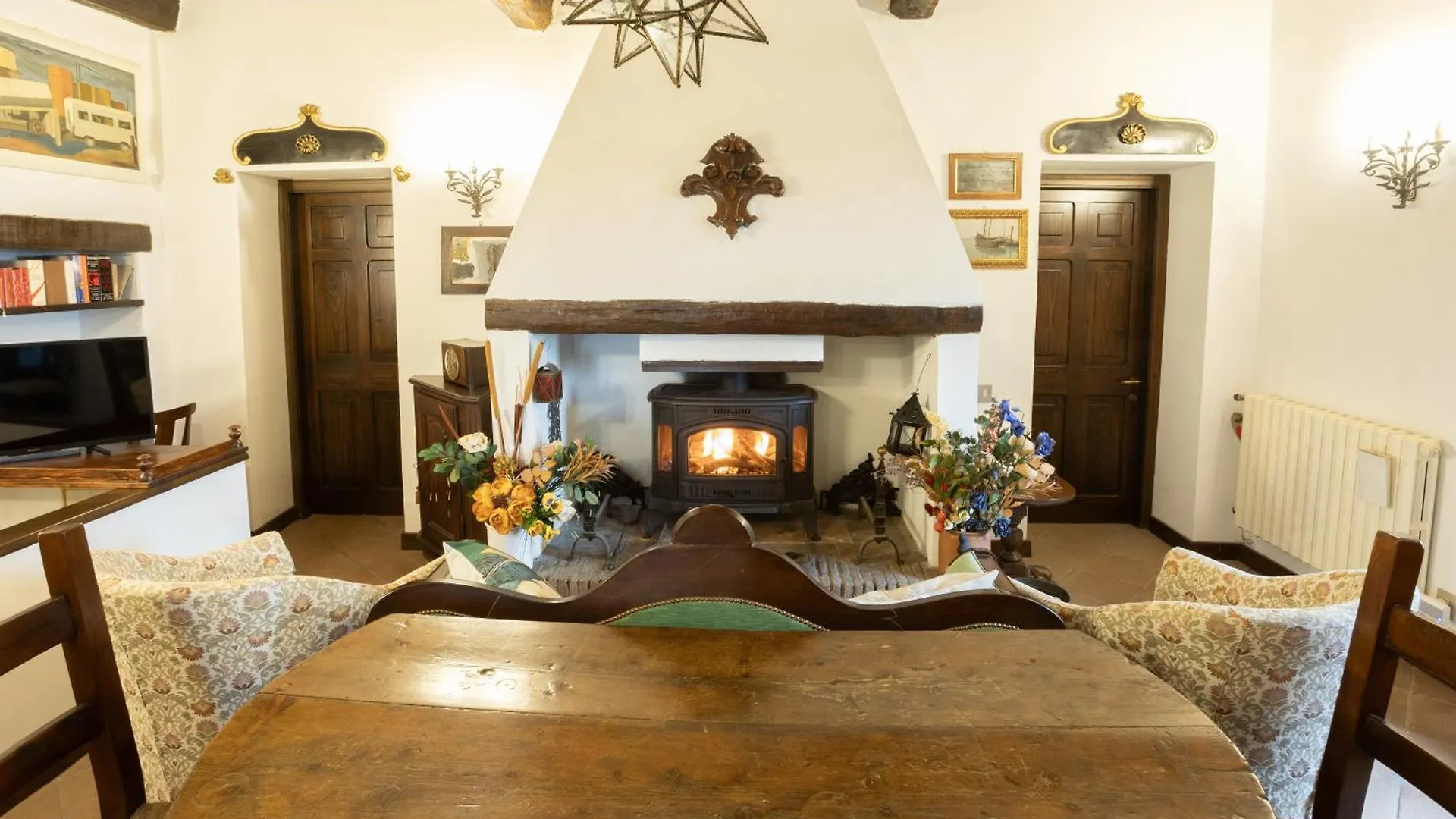 Giuma Tuscany Historic Country House With Roof Terrace Near Saturnia Spa Montemerano